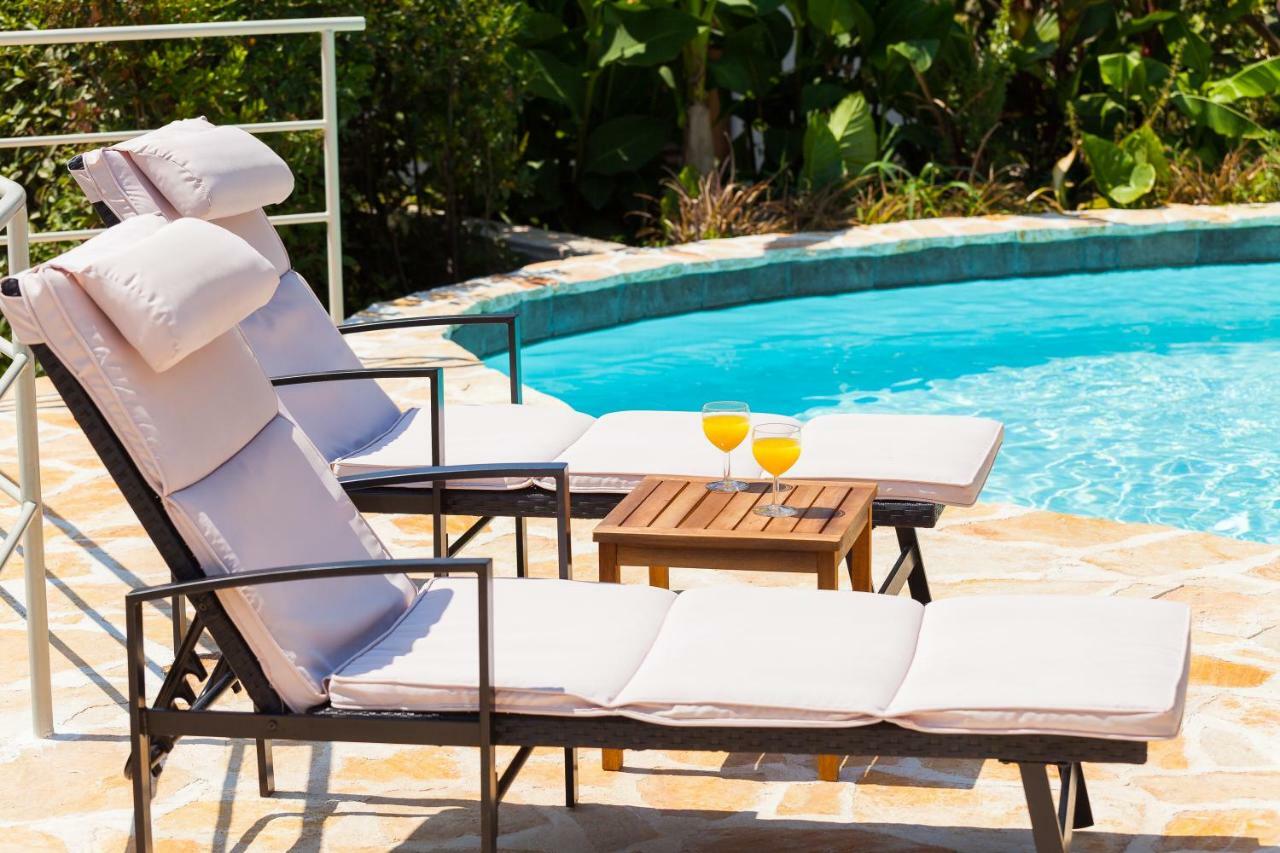 Relax Tiny Villas 40 Meters Of The Beach Zrnovo Екстер'єр фото